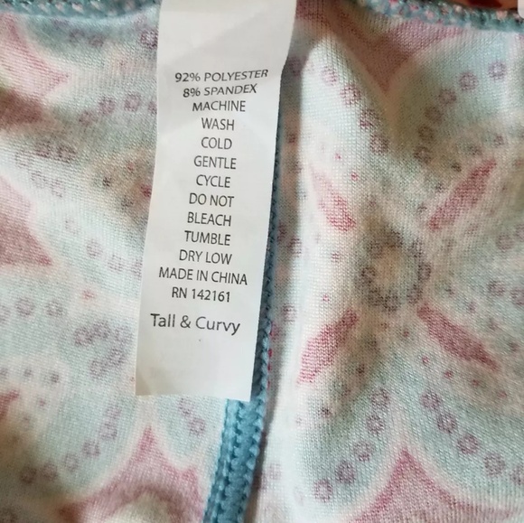 Lularoe Tall & Curvy Leggings - Picture 5 of 6